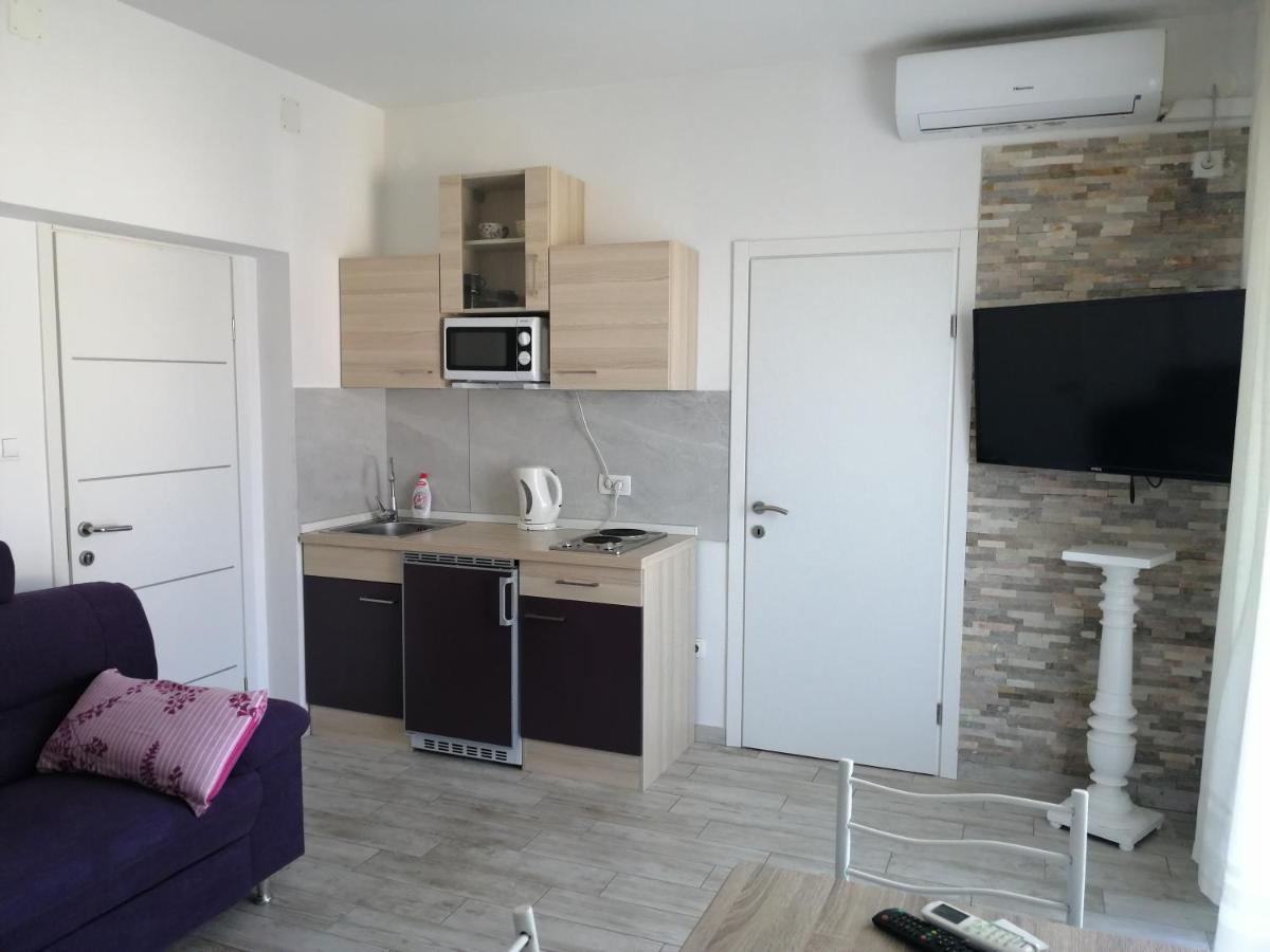 Apartmani Nevera Krk Town Dış mekan fotoğraf
