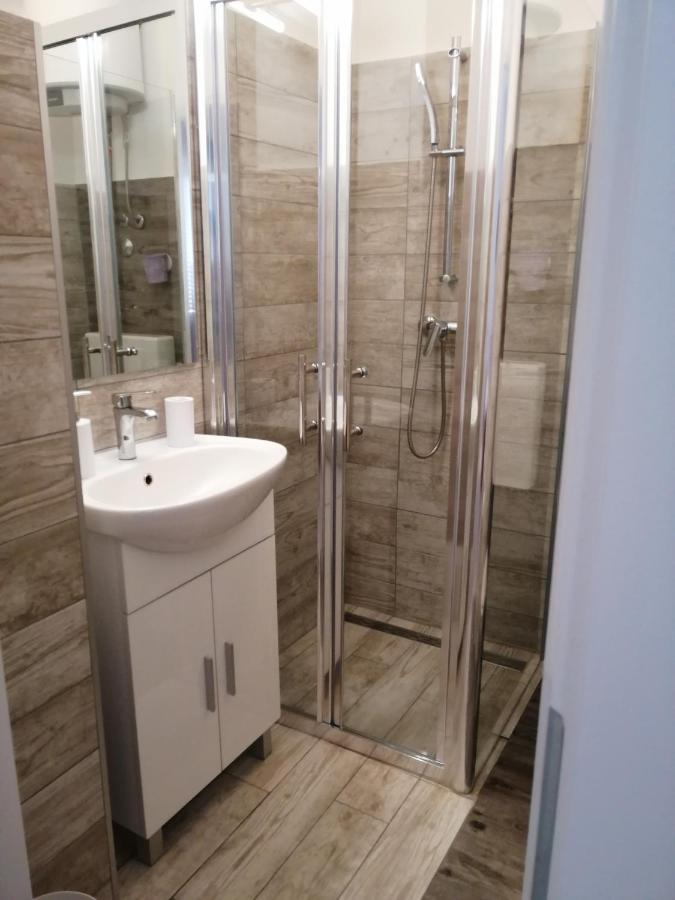 Apartmani Nevera Krk Town Dış mekan fotoğraf