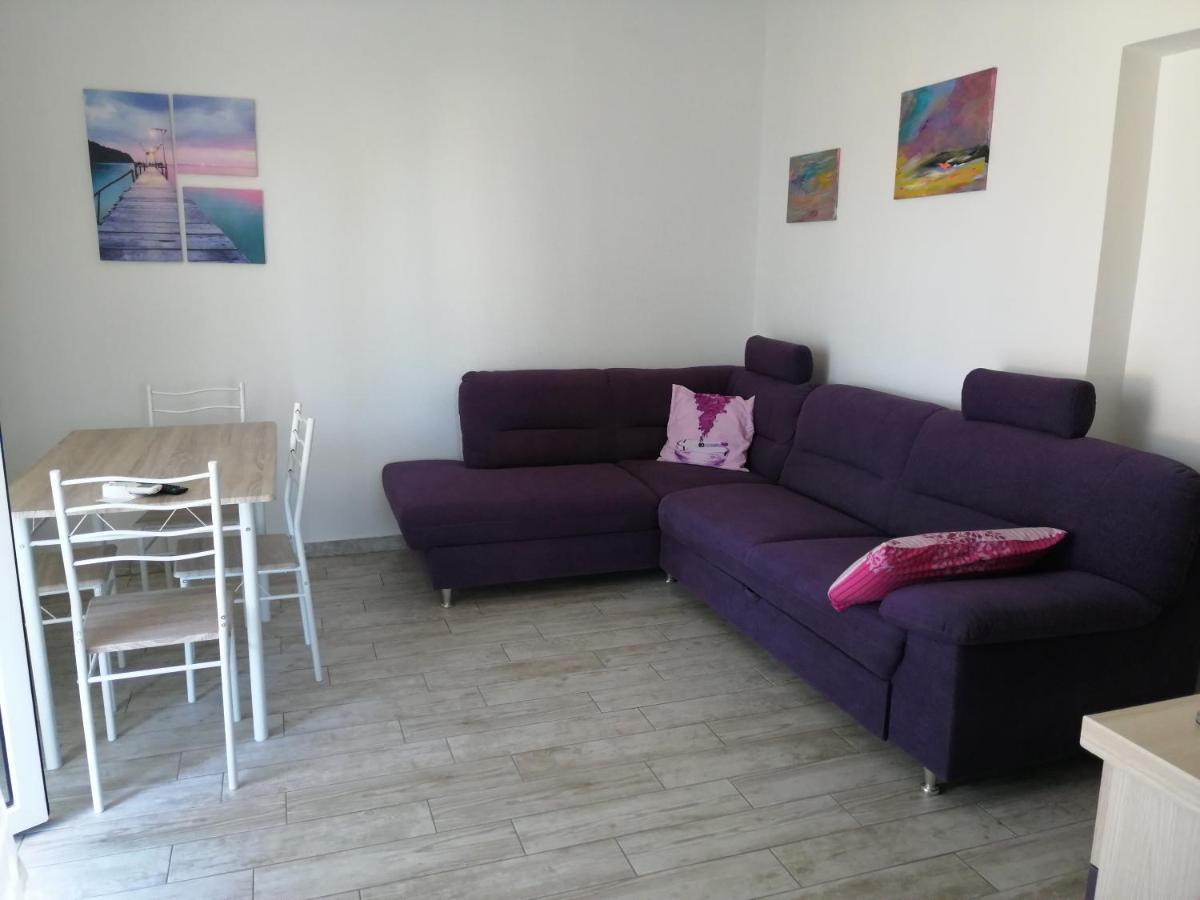 Apartmani Nevera Krk Town Dış mekan fotoğraf