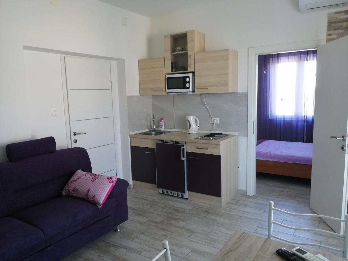 Apartmani Nevera Krk Town Dış mekan fotoğraf