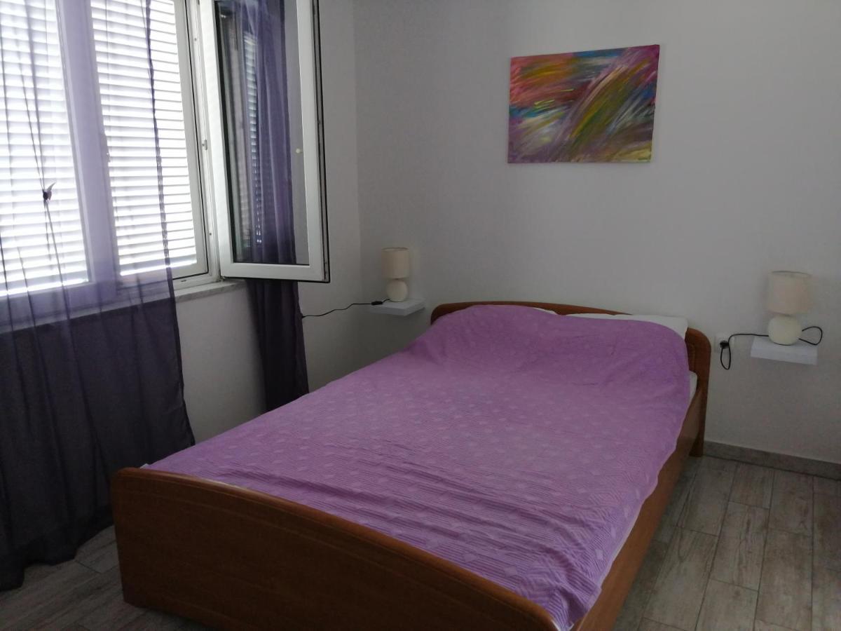 Apartmani Nevera Krk Town Dış mekan fotoğraf
